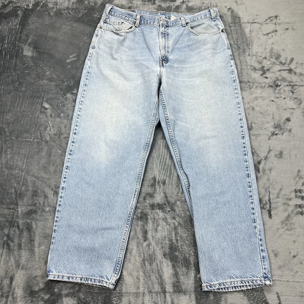 VTG 2002 Levis 901 Relaxed Straight Leg Jeans Mens 40x30 Light Wash Blue Denim‎